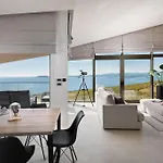 Вилла Luxury & Unique Bevel House With Sea View Оребич