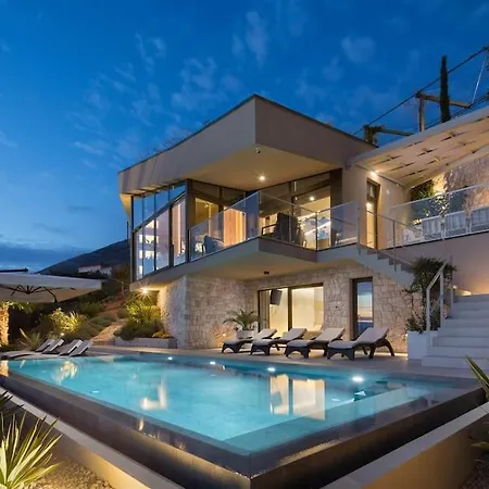 Vila Luxury & Unique Bevel House With Sea View *