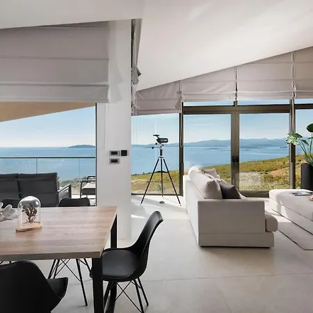 ヴィラ Luxury & Unique Bevel House With Sea View オレビック