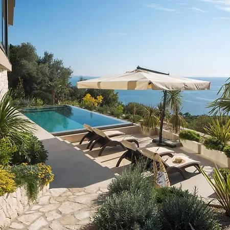 Luxury & Unique Bevel House With Sea View ヴィラ オレビック