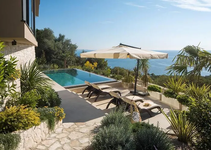 Luxury & Unique Bevel House With Sea View Villa Orebić