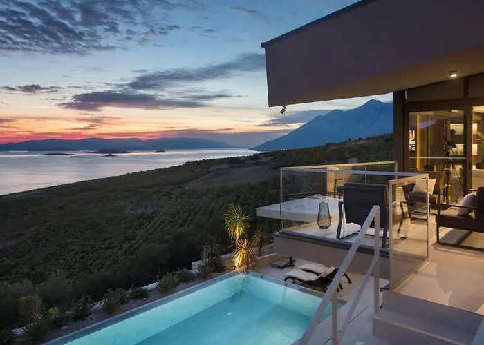 Luxury & Unique Bevel House With Sea View Orebić
