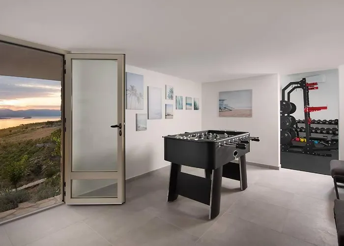 Villa Luxury & Unique Bevel House With Sea View *