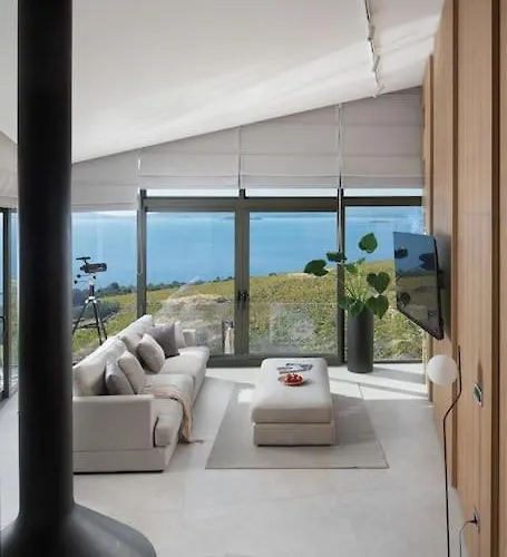 Villa Luxury & Unique Bevel House With Sea View *